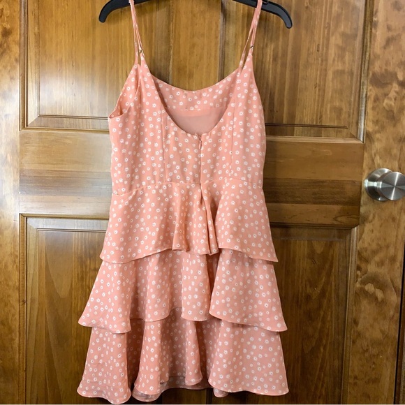 Women’s Forever 21 size small flower daisy flower tank dress - Picture 2 of 4